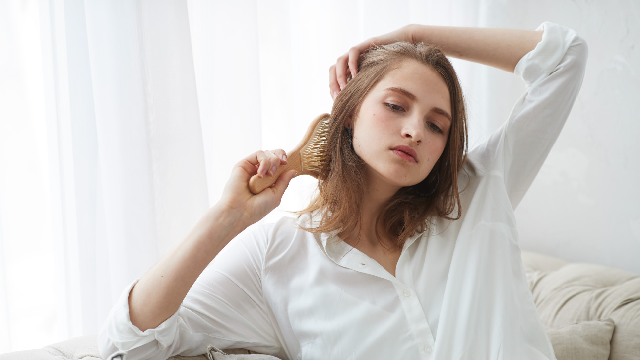 ヘアケアも頭皮ケアも！知って得するヘアブラシの種類と選び方