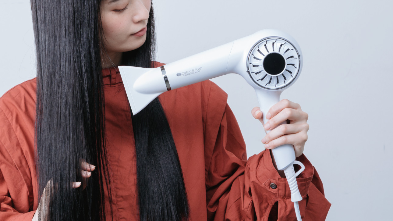 髪を乾かす理由やメリットとは？自然乾燥じゃダメなの？