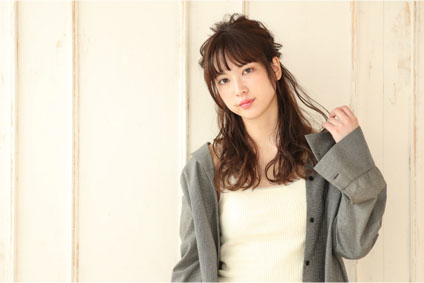 レディな雰囲気♡波巻きハーフアップアレンジ