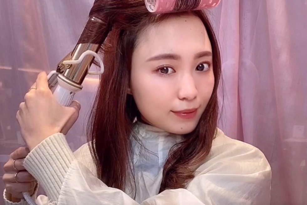 暗髪に似合うヘアアレンジ♡簡単くびれ巻き