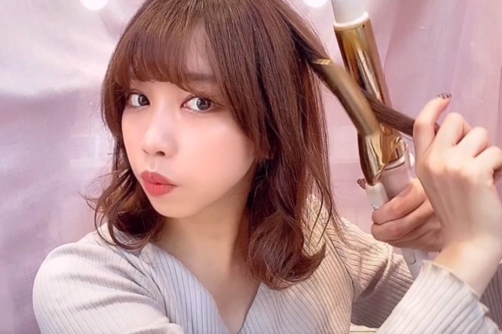 暗髪に合うヘアアレンジ♡簡単リバース巻き